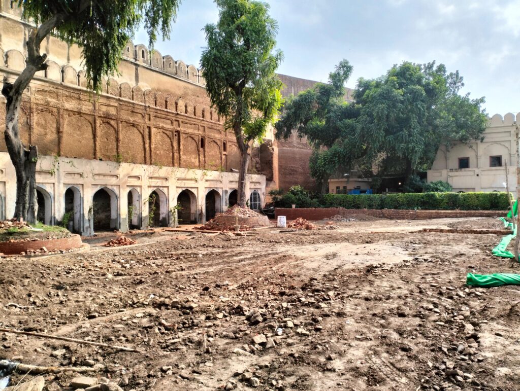 conservation of lahore fort café