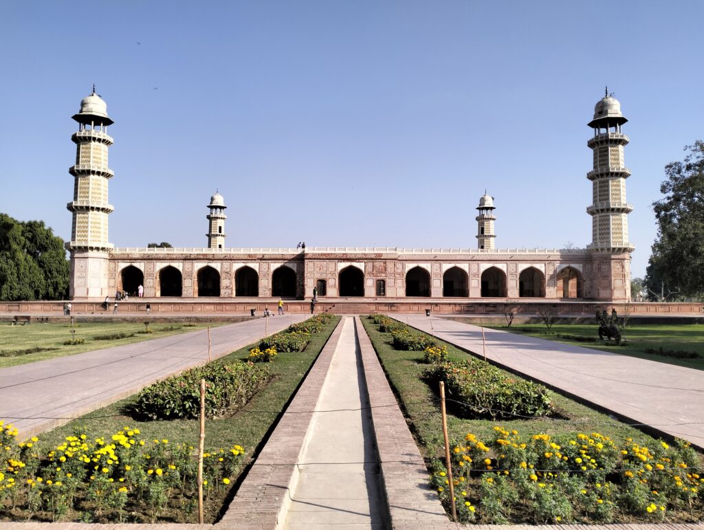 Jahangir Tomb