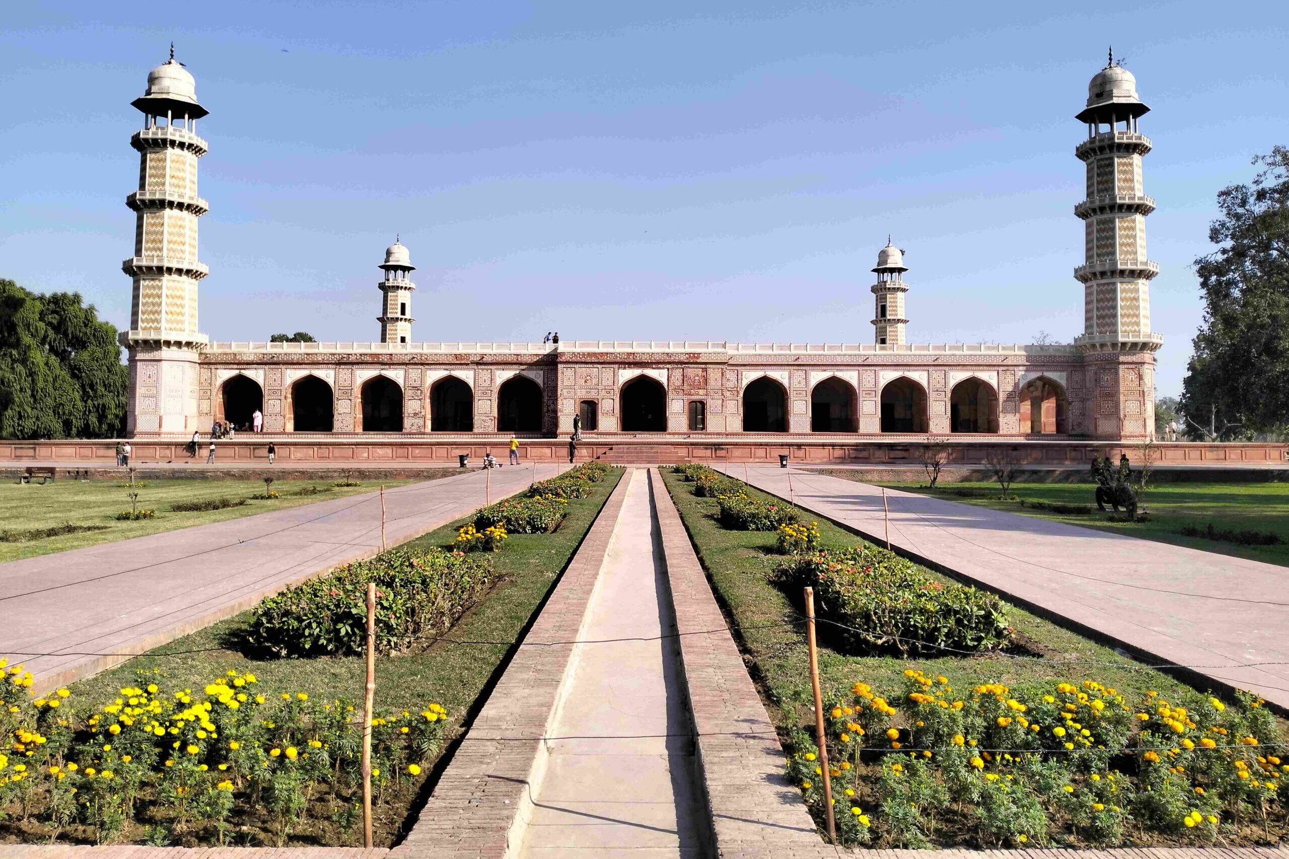  Jahangir Tomb
