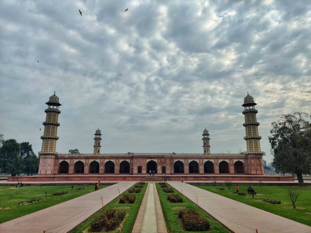 Jahangir Tomb