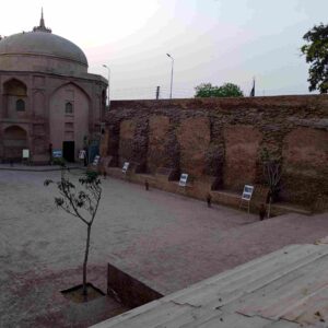 Chakar e Azam Tomb